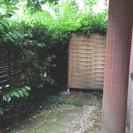 Roseraie, Charmant T2 Avec Terrasse アパート